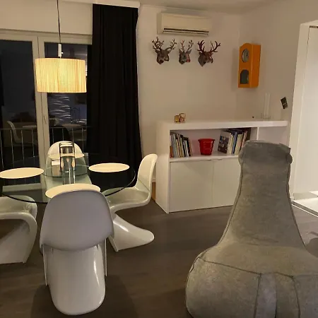 Suite Peralta Jacuzzi-Sauna Liège
