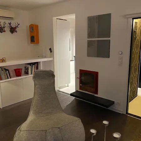 Suite Peralta Jacuzzi-Sauna * Liège